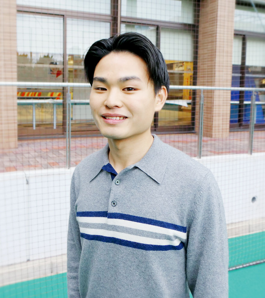 仲林陸さん（卒業生）